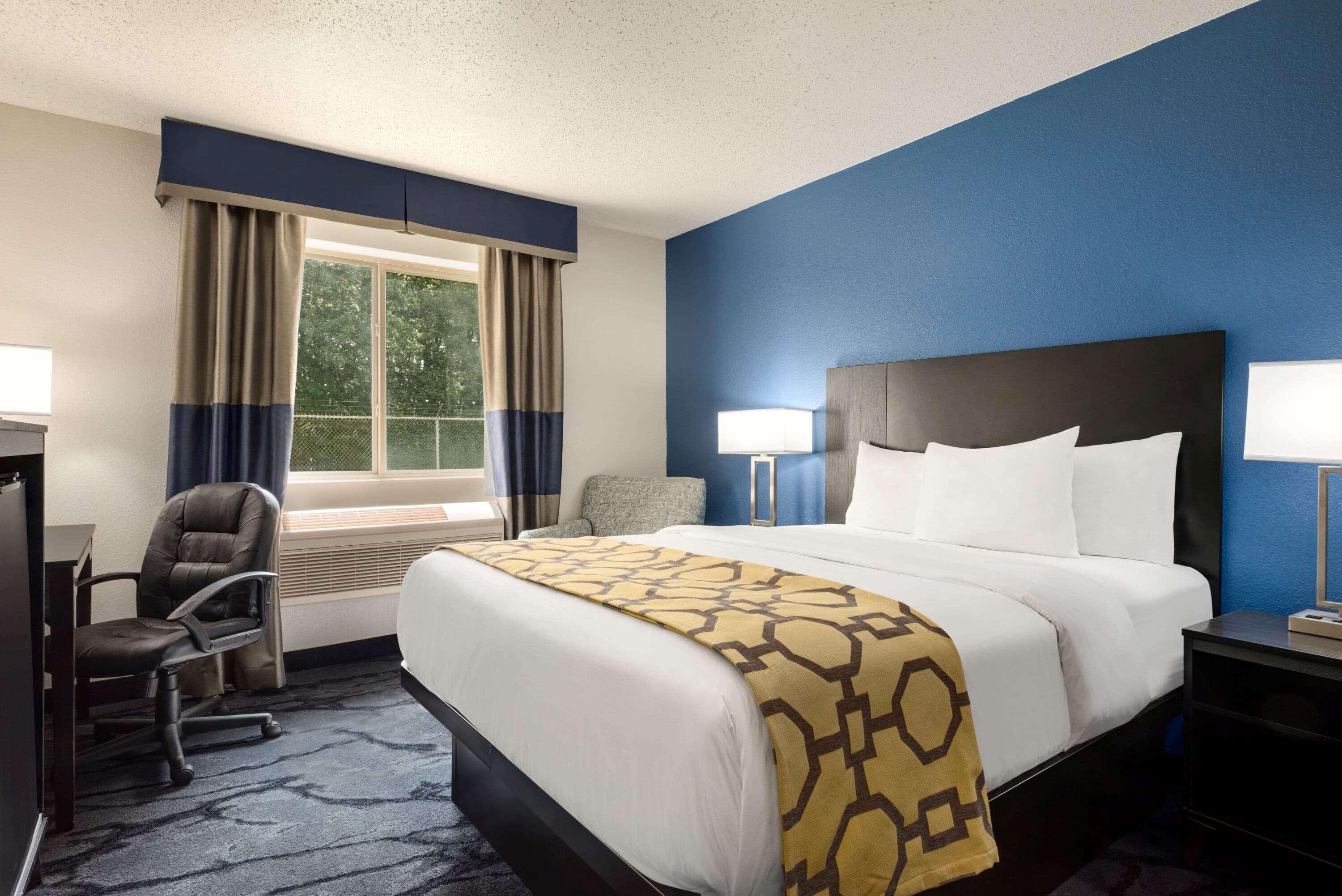 Baymont By Wyndham Swanton Hotel Buitenkant foto